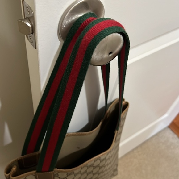 Excellent Condition Vintage Gucci Tote w/COA - Picture 7 of 16